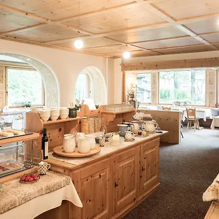 Privata Hotel Sils Maria