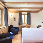 Privata Hotel
